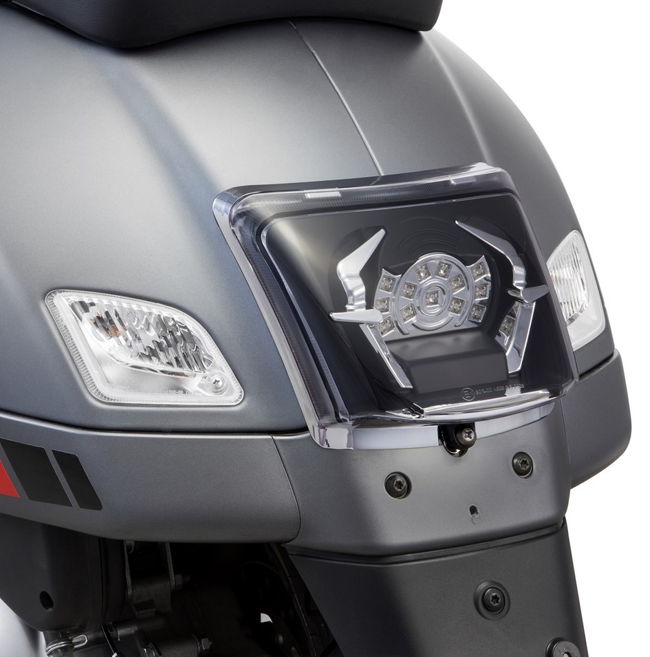 Taillight MK II LED for Vespa GTS/GTS Super/GTV/GT 60 125-300cc (-'13), clear