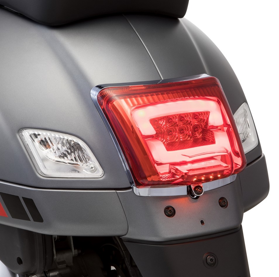 Tail light LED for Vespa GTS/GTS Super/GTV/GT 60 125-300cc (-'13), red