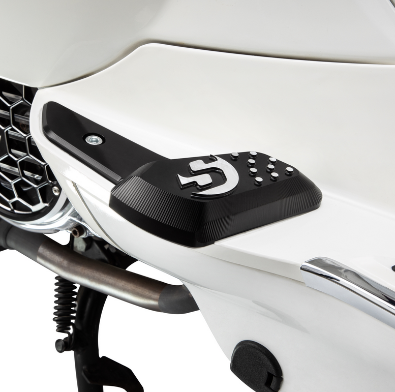 Footrests right and left for Vespa Primavera /Sprint 50-150cc 2T/4T AC, black