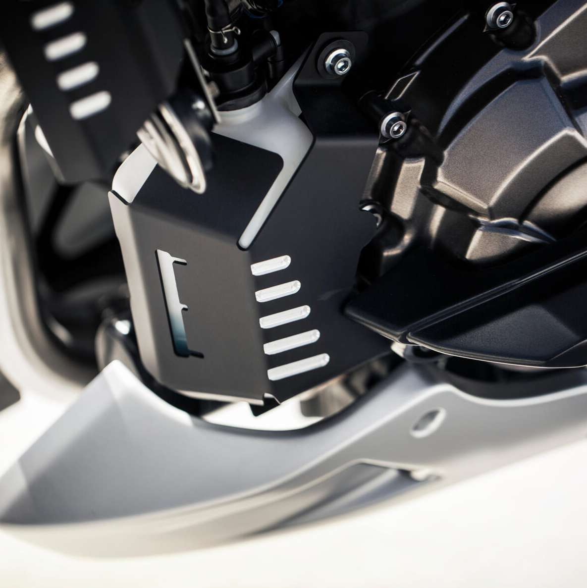 Billet coolant tank cover for Yamaha MT-07