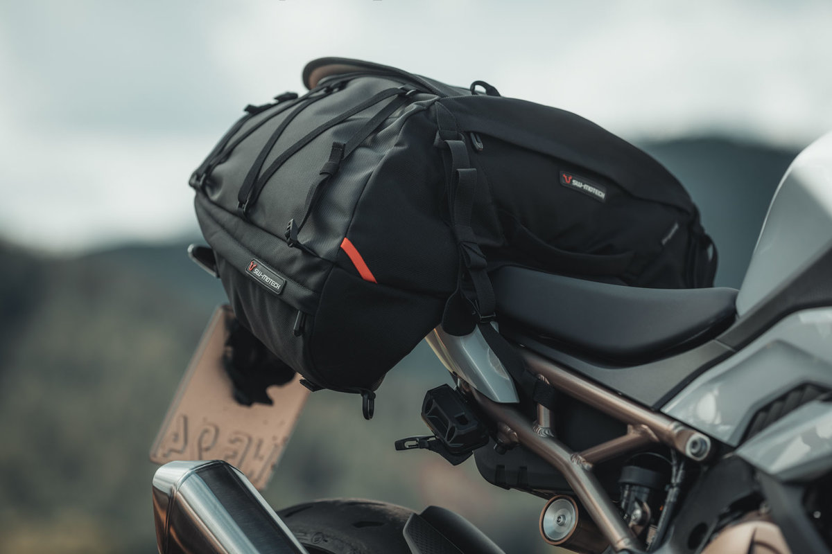 SW-Motech PRO Cargobag rear bag Kawasaki Vulcan 900 Classic (06-21), VN900