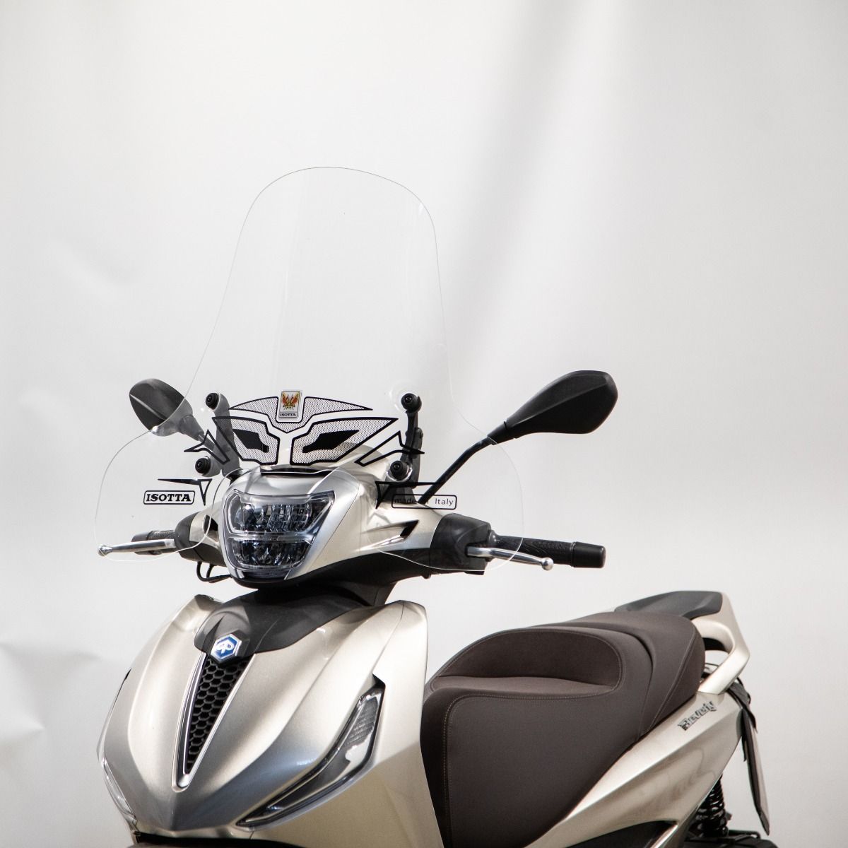 Medium-high windshield clear for Piaggio Beverly 300 / 400