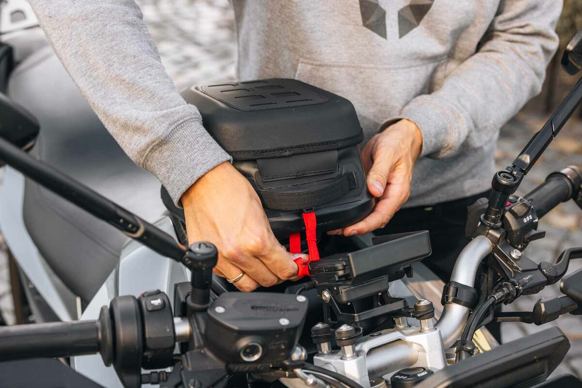 SW-Motech PRO Micro WP waterproof tank bag for BMW R 12 G/S (25-)
