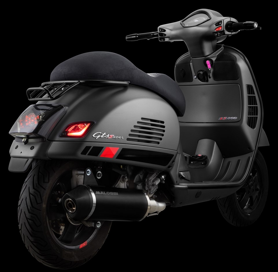 Luggage rack / pillion grab rail rear 70s for Vespa GTS/GTV/GT 125-300cc 4T LC, black matt