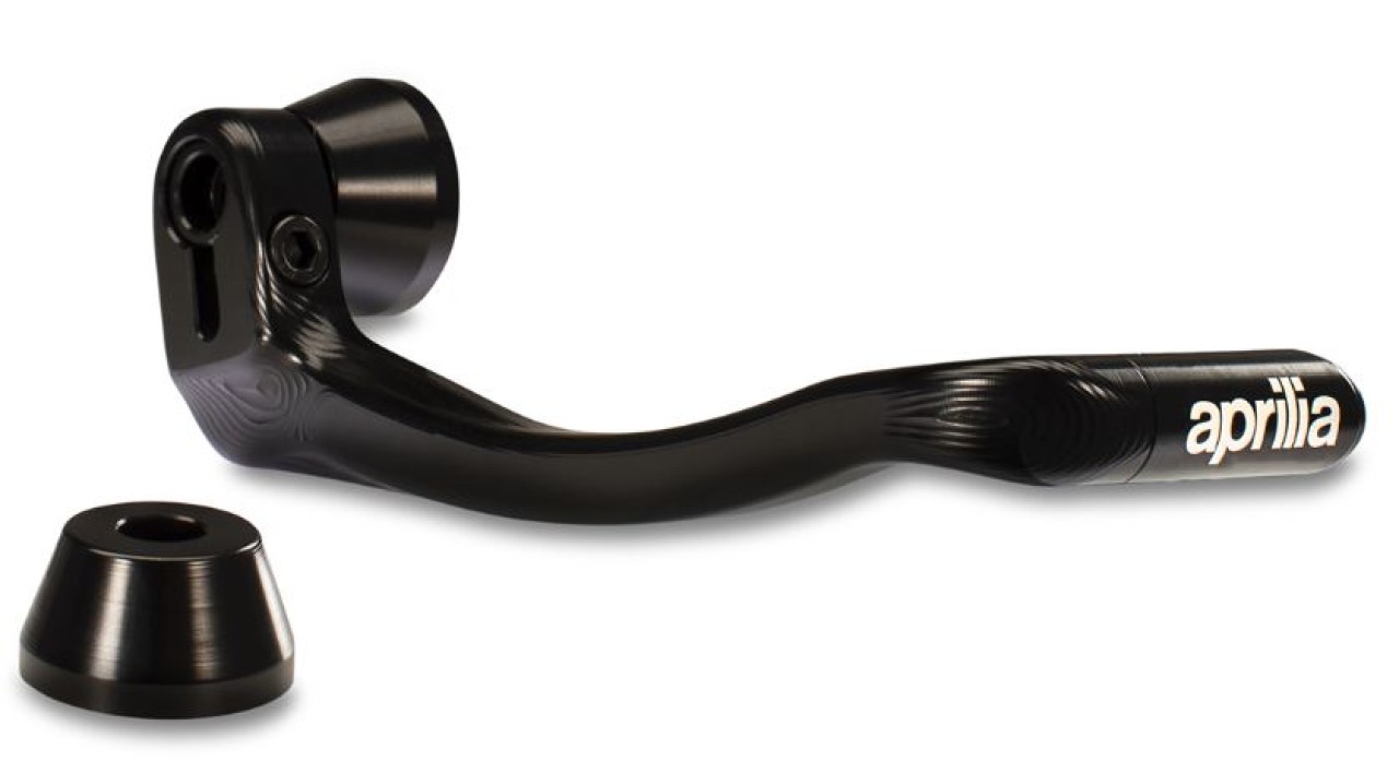 Brake lever guard black for Aprilia Tuono 457 (25-)