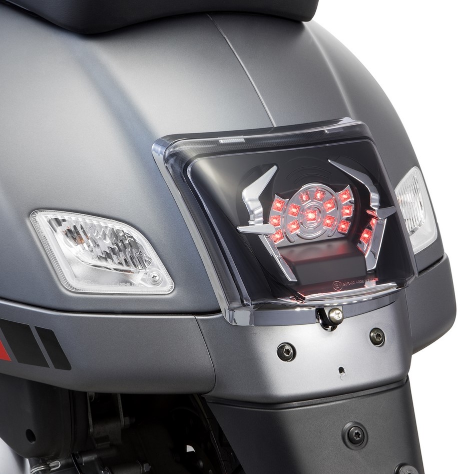Taillight MK II LED for Vespa GTS/GTS Super/GTV/GT 60 125-300cc (-'13), clear