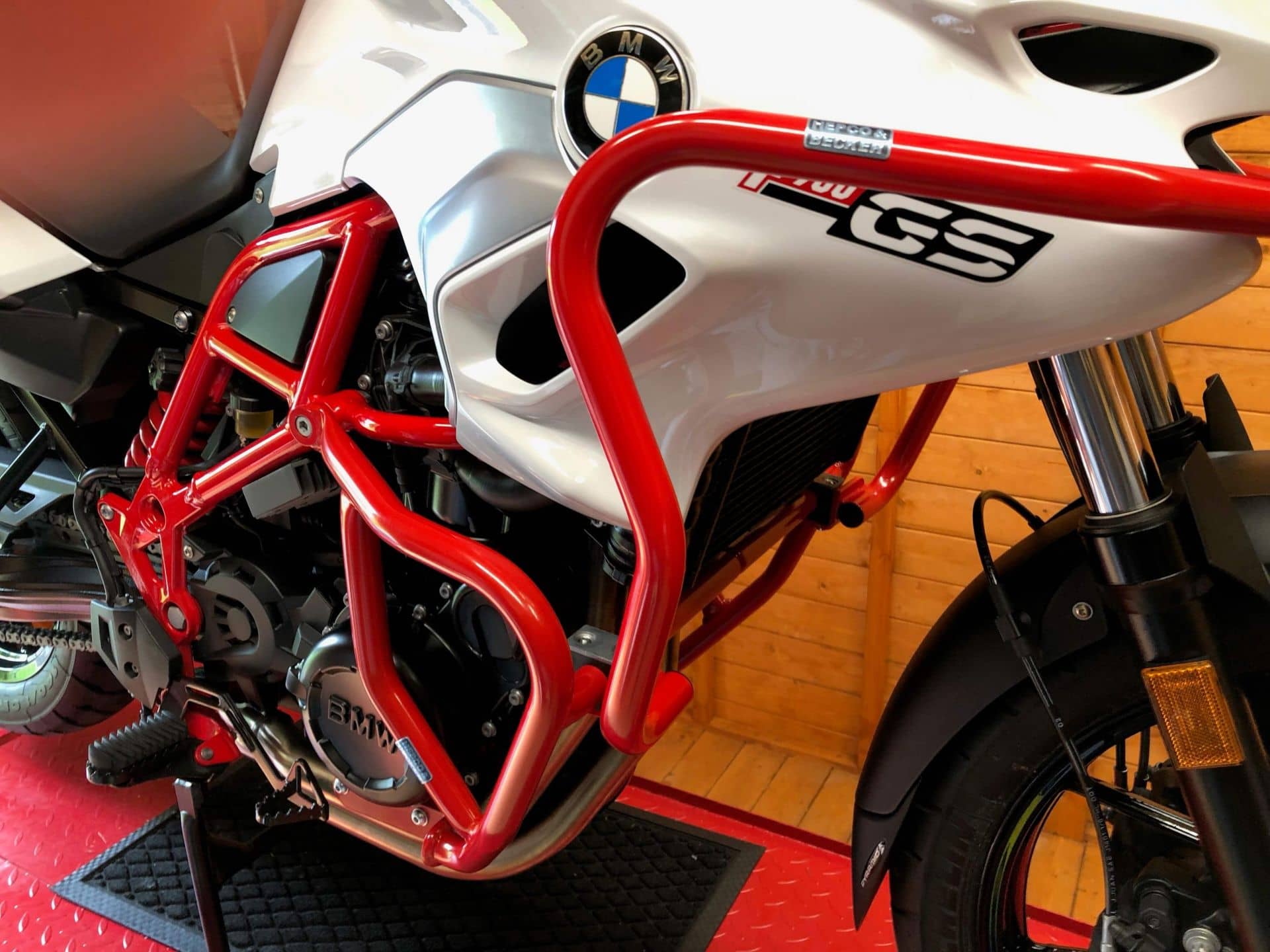 Engine guard red for BMW F 650 GS Twin /F 700 GS Hepco & Becker