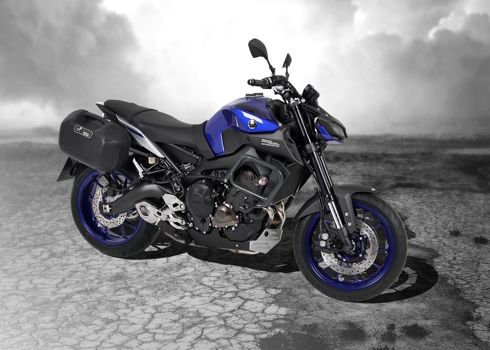 C-Bow side carrier anthracite for Yamaha MT-09 (Bj.17-) Hepco & Becker