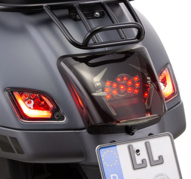 Turn signal kit front & rear for Vespa GTS/GTS Super/GTV/GT 60/GT/GT L ('03-'13), clear