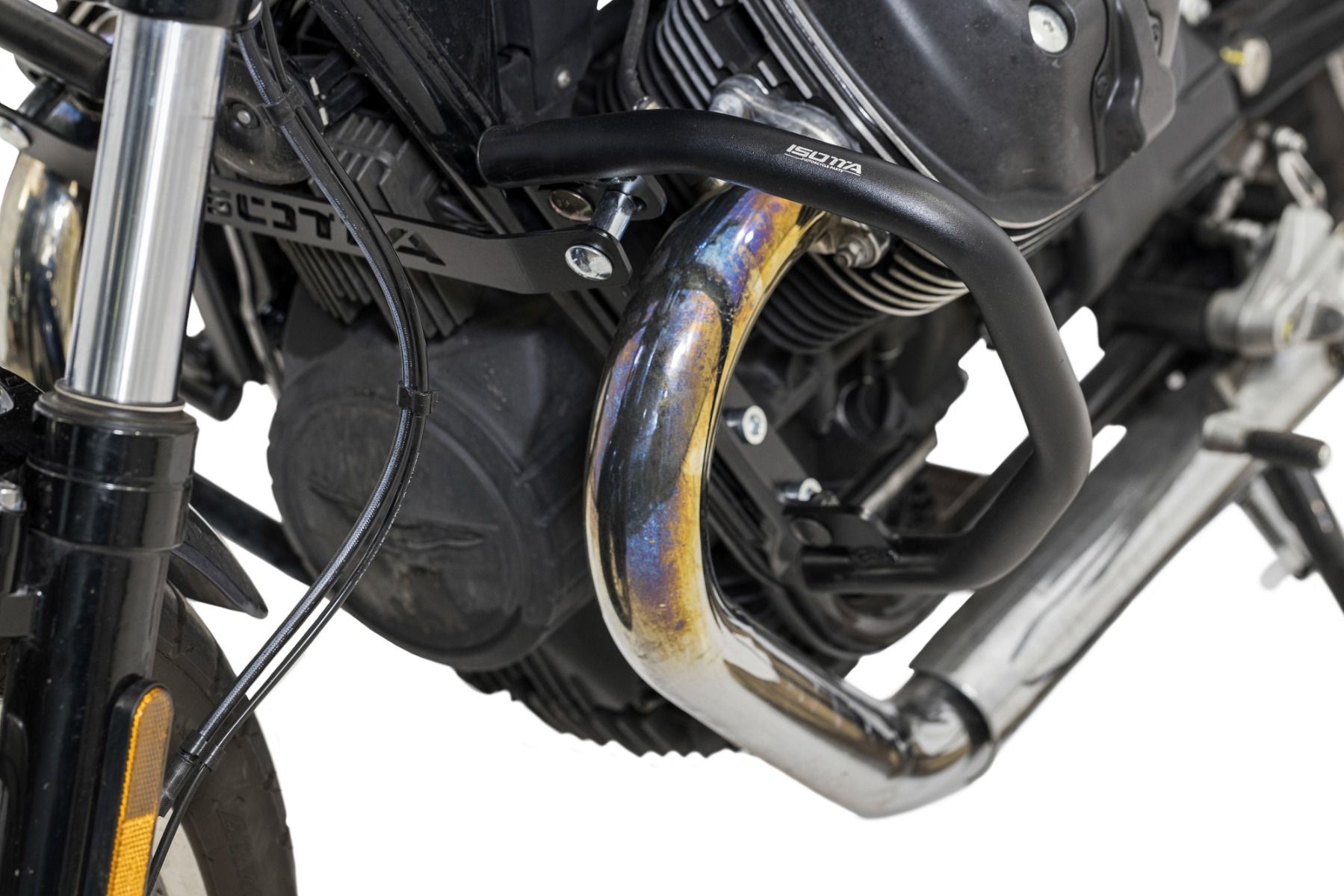 Engine guard black for Moto Guzzi V7 850 Special (21-24)