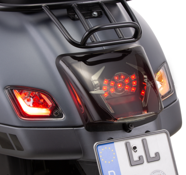 Turn signal kit front & rear for Vespa GTS/GTS Super/GTV/GT 60/GT/GT L ('03-'13), clear