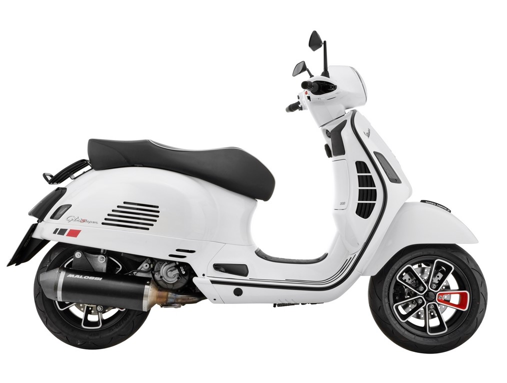 Taillight MK II LED for Vespa GTS/GTS Super/GTV 125-300cc HPE ('18-), tinted