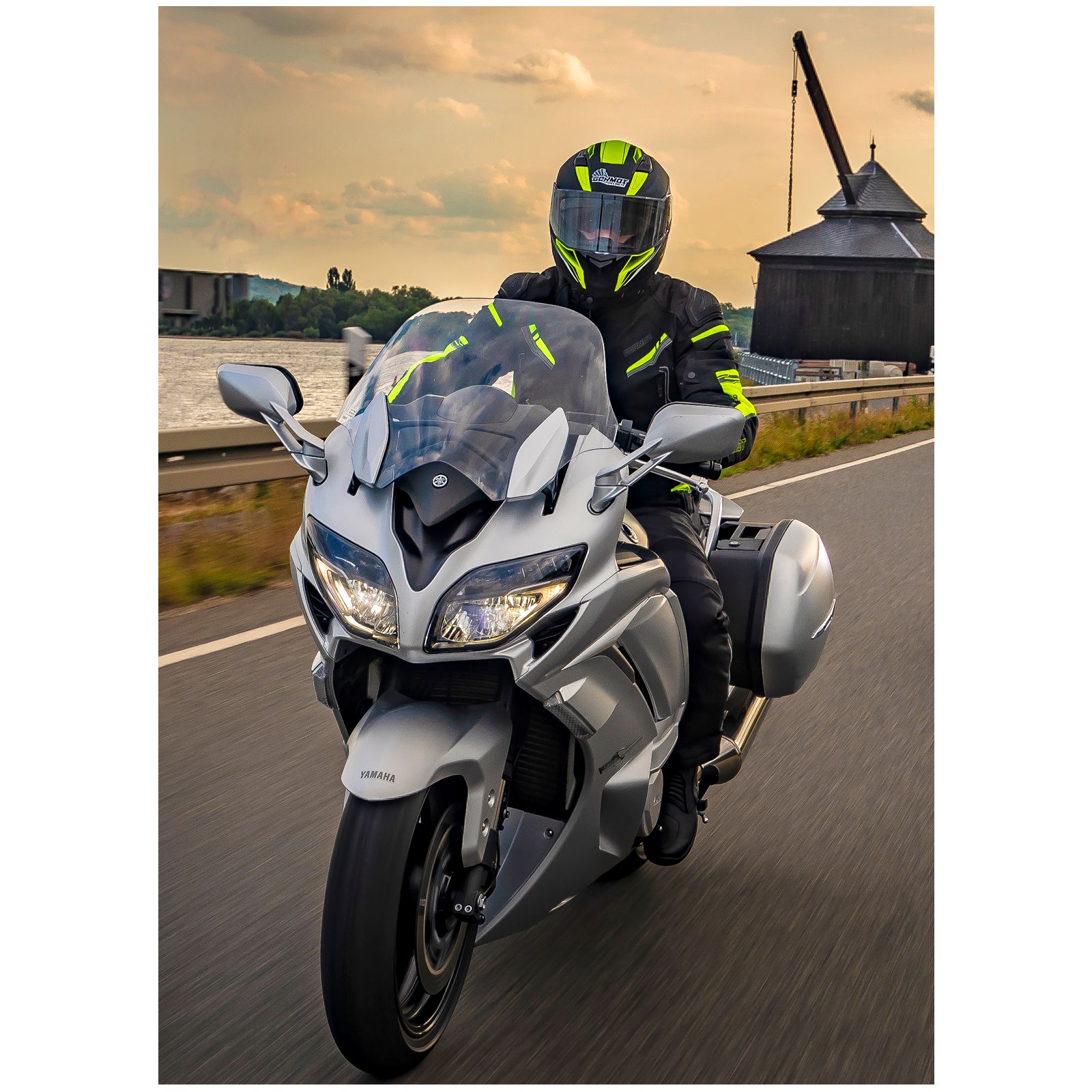 Germot full-face helmet GM 330, matte black / fluo yellow