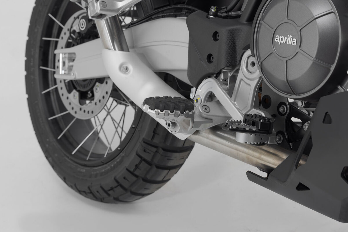 Adjustable footrests EVO, stainless steel, for Aprilia Tuareg 660 - SW Motech