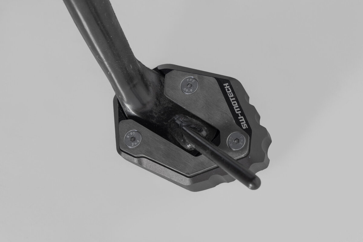 SW-Motech Side stand foot extension for Yamaha MT-09 (20-) / XSR900 (21-) - SW Motech