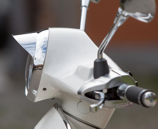 Lamp ring for Vespa Primavera 50-125cc 2T/4T, chrome