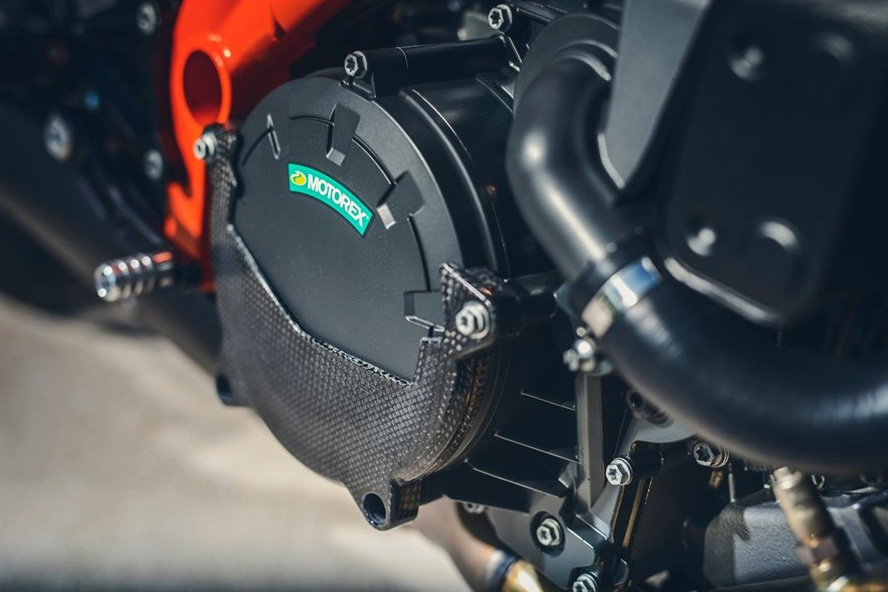 KTM Carbon clutch cover protector for Super Duke, Adventure, Super Adventure