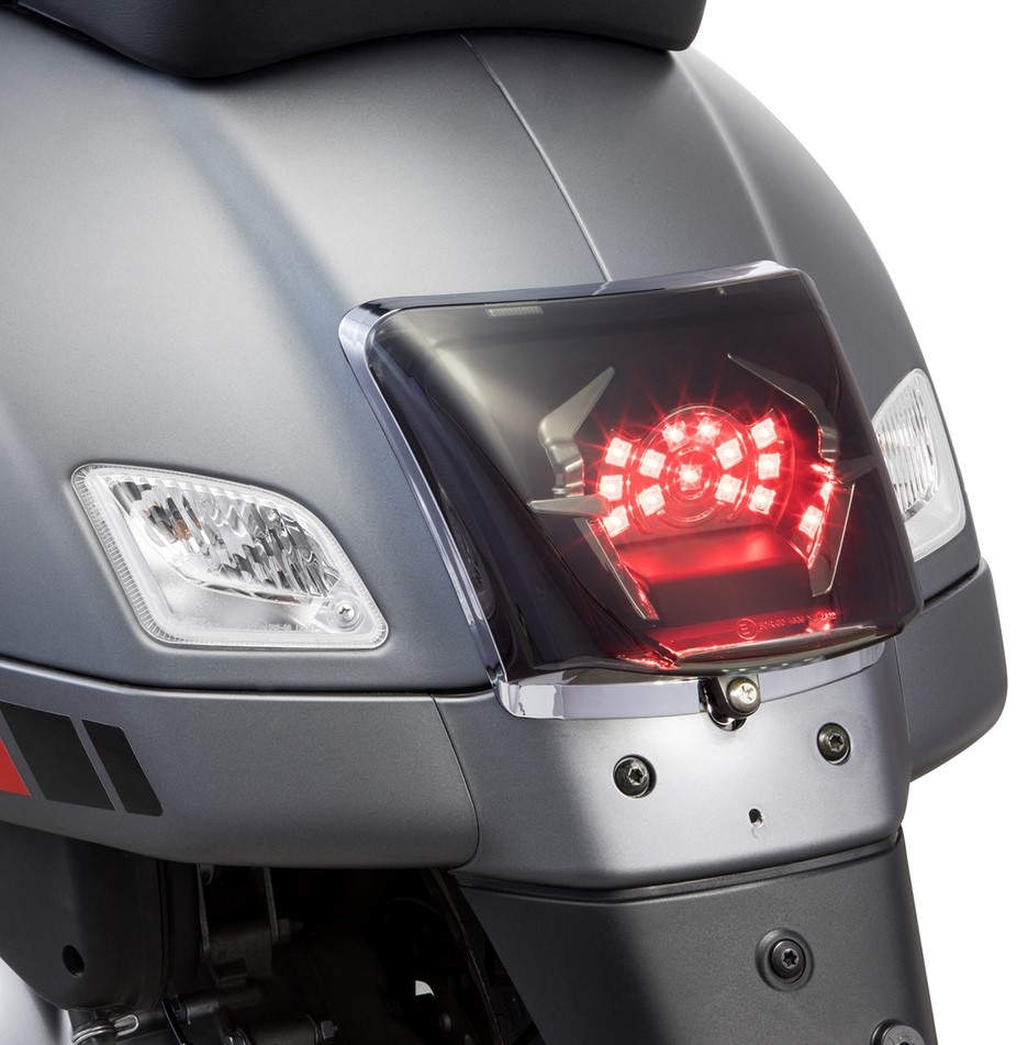 Taillight MK II LED for Vespa GTS/GTS Super/GTV/GT 60 125-300cc (-'13), tinted