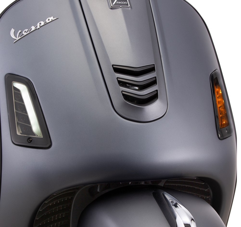 Turn signal kit front & rear for Vespa GTS/GTS Super/GTV/GT 60/GT/GT L ('03-'13), tinted