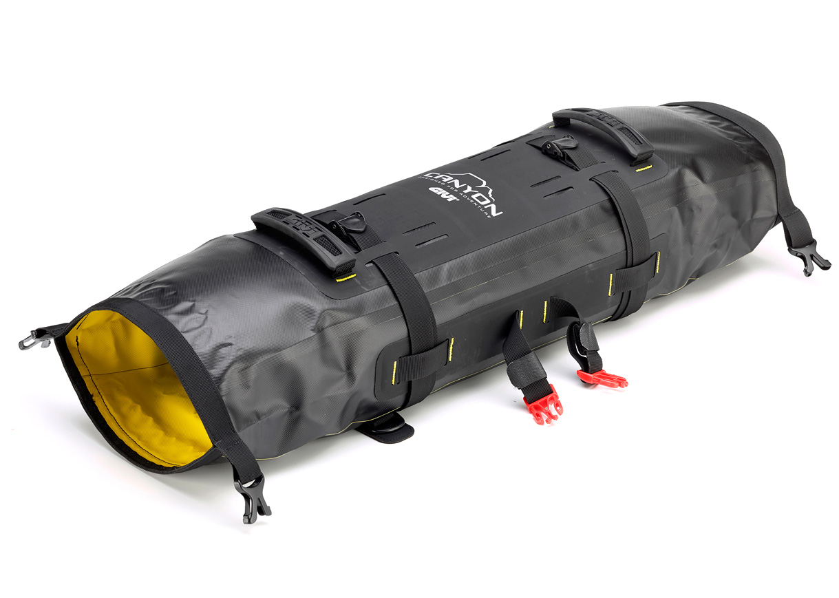Givi Cannyon luggage roll 12 liters - black