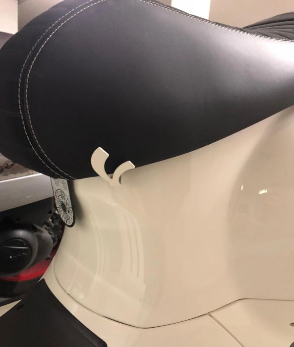 Helmet hook, under seat for Vespa, silver