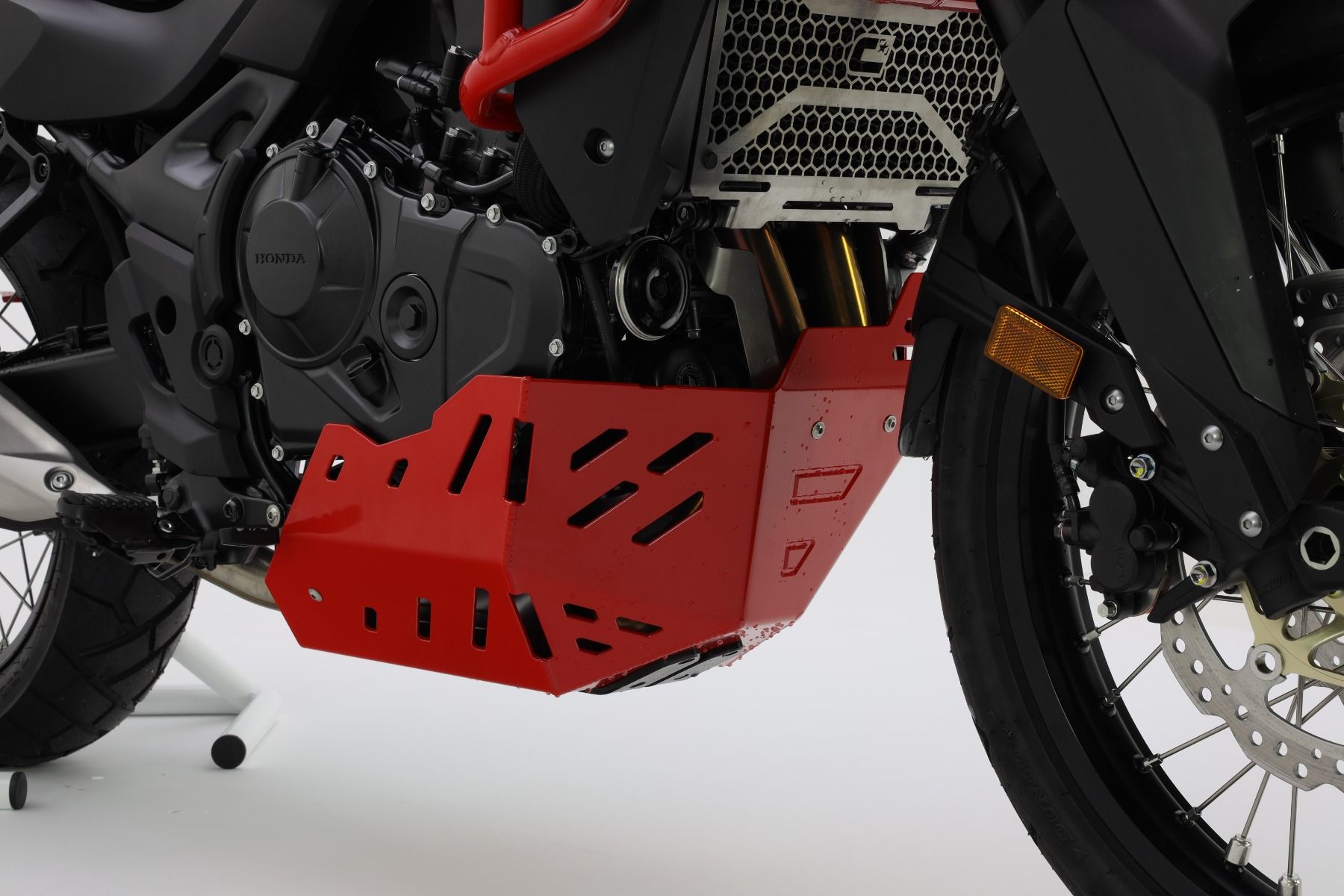 Aluminum engine protection plate for Honda XL 750 Transalp, red