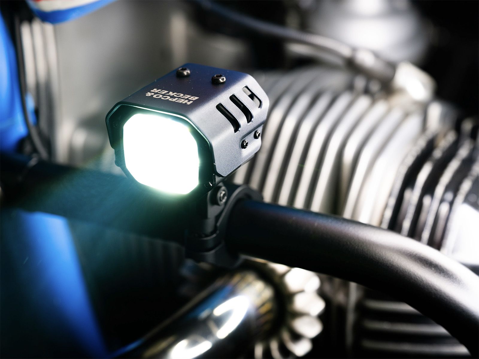 LED auxiliary headlight Nova incl. universal mounting for tube Ø25-32mm Hepco & Becker