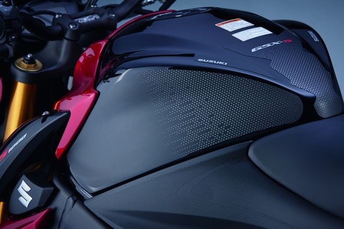 Tank protection film (black) for Suzuki GSX-S1000 BJ. 2015-2017