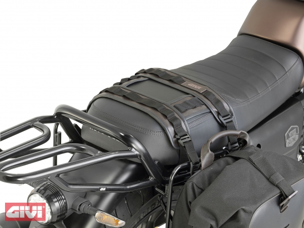 Saddle strap for mounting the Givi CRM102 and CRM106 saddlebags