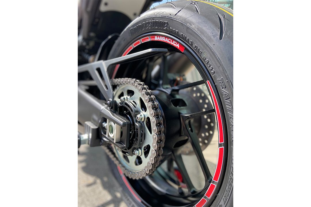 Barracuda rim sticker red 17-19 inch