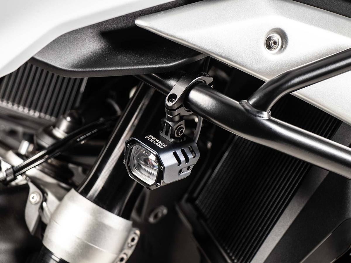 LED auxiliary headlight Nova incl. universal mounting for tube Ø25-32mm Hepco & Becker