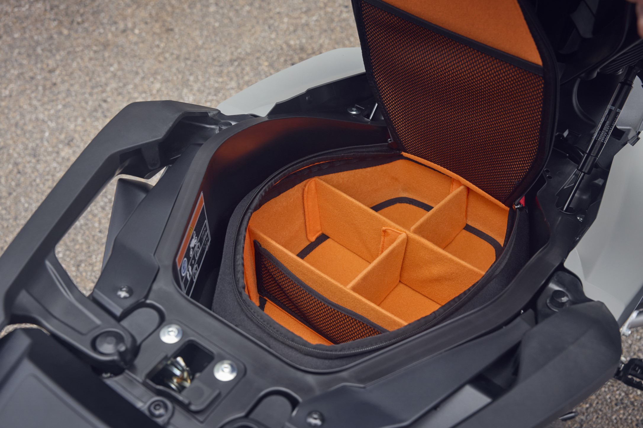Helmet compartment organizer for Honda X-ADV (25-) Original