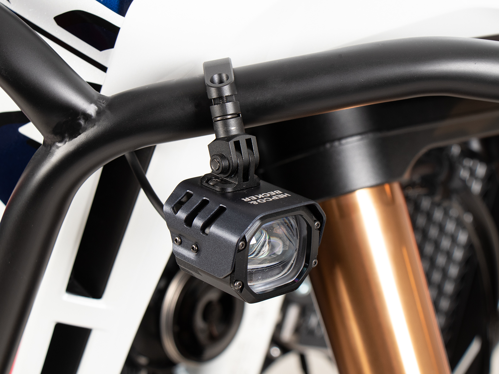 LED auxiliary headlight Nova incl. universal mounting for tube Ø25-32mm Hepco & Becker