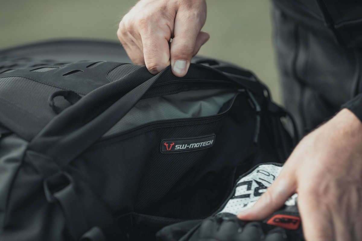 SW-Motech PRO Cargobag rear bag Kawasaki Vulcan 900 Classic (06-21), VN900