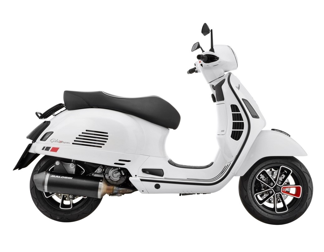 Rear left/right blinker kit for Vespa GTS/GTS Super/GTV 125-300cc ('14-22), tinted