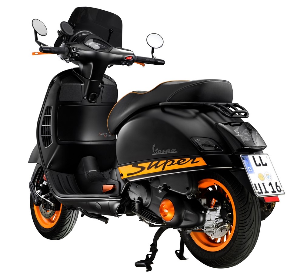 Cover vario lid for Vespa, orange matt