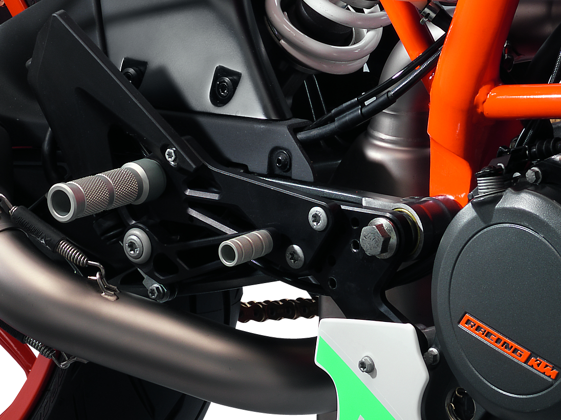 KTM footrest system