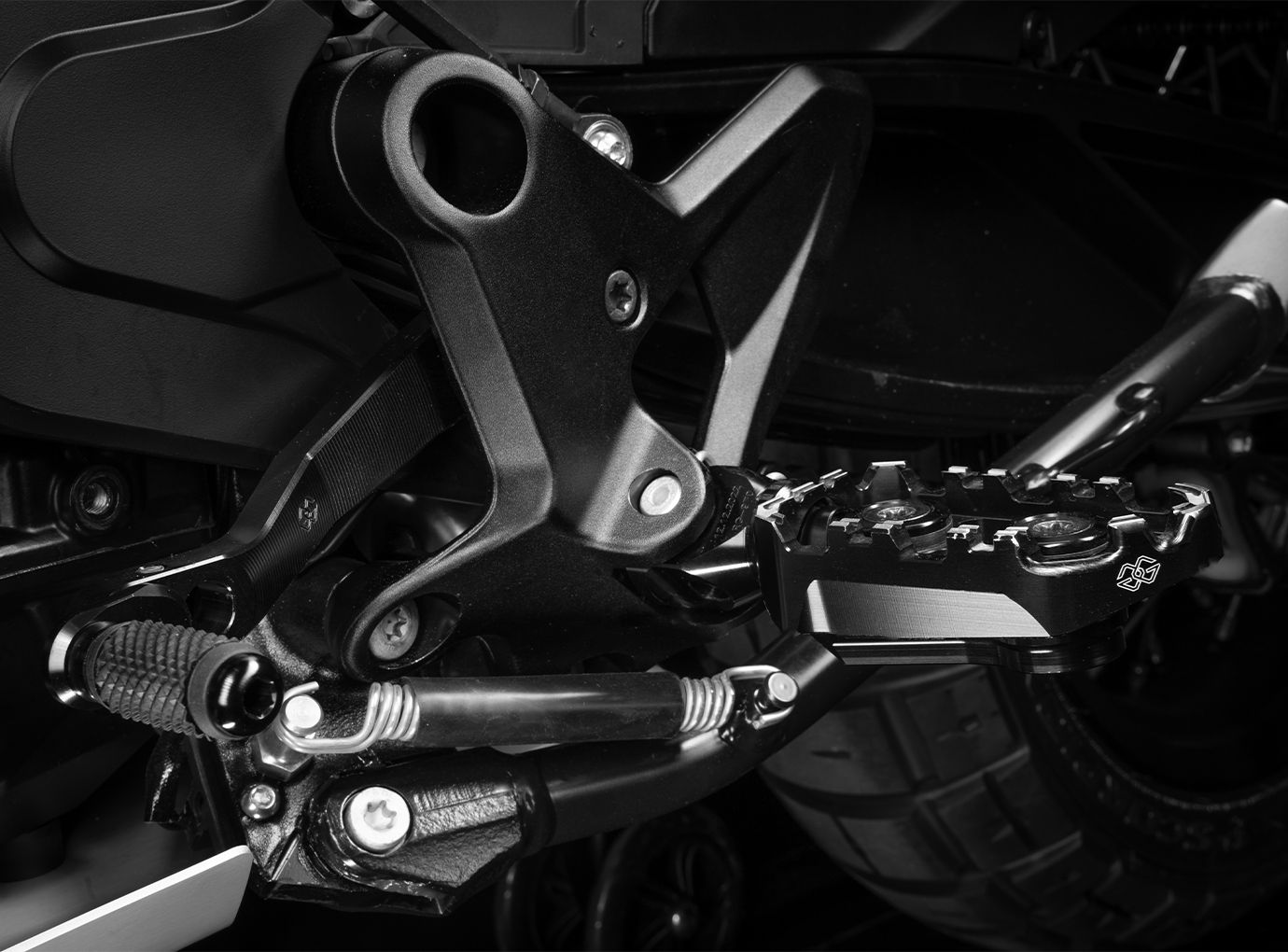 Gilles TECH-X Enduro footrests with ABE for Kawasaki Versys 1000 /SE
