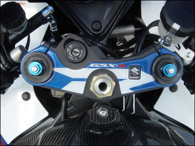 Fork bridge decor, blue/white for Suzuki GSX-R750 BJ. 2006-2007/ 2008-2010/ GSX-R600 BJ. 2006-2007/ G