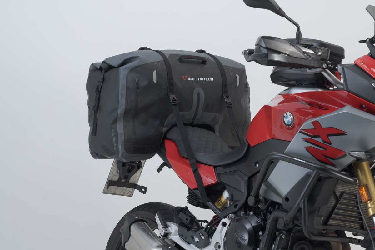 Drybag 700 rear bag for Aprilia SL 750 Shiver, black / gray - SW Motech