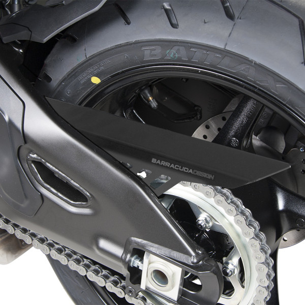 Chain guard for Yamaha MT-10 / YZF-R1 (15-) - Barracuda