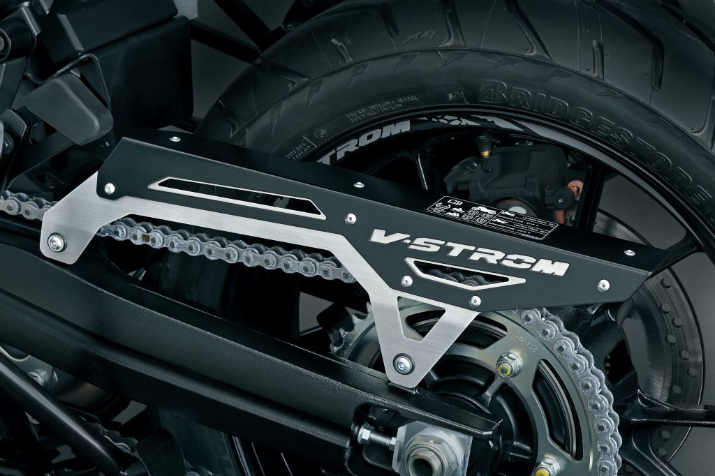 Aluminum chain guard for Suzuki V-Strom 1050 DE (23-) Original