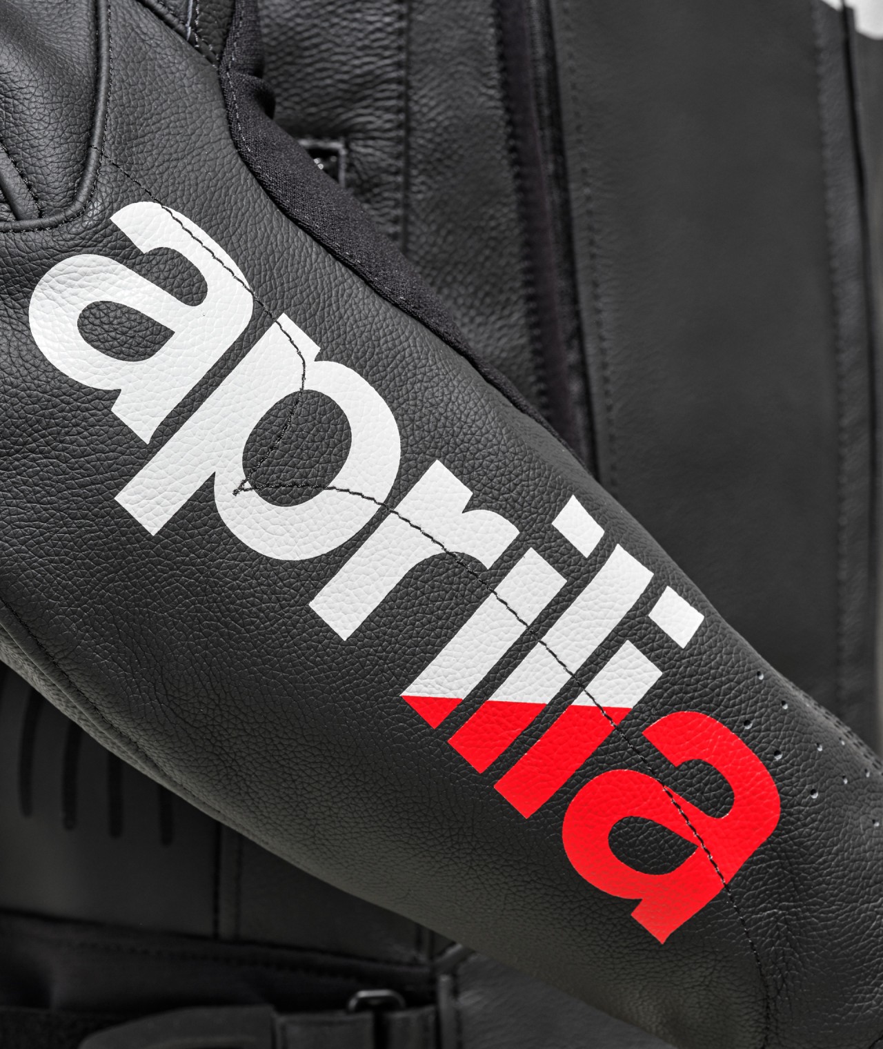 Aprilia leather jacket Throttle by Alpinestars