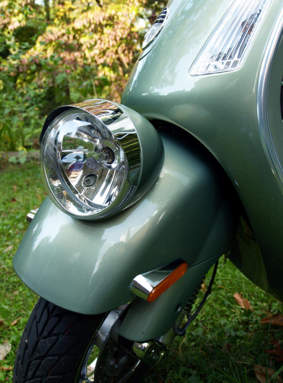 Lamp ring with lampshade for Vespa GTV /GT 60 125-300cc, chrome