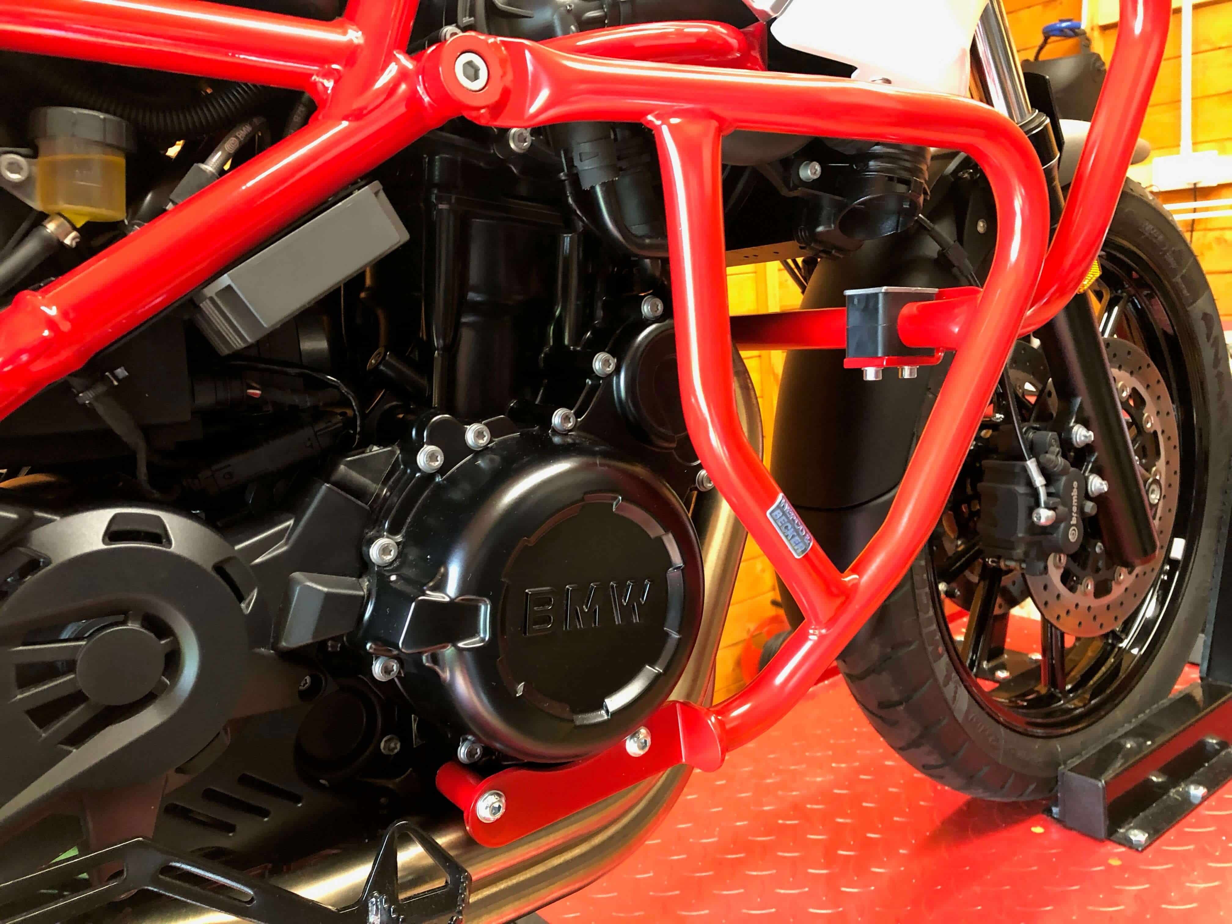 Engine guard red for BMW F 800 GS (08-18) Hepco & Becker