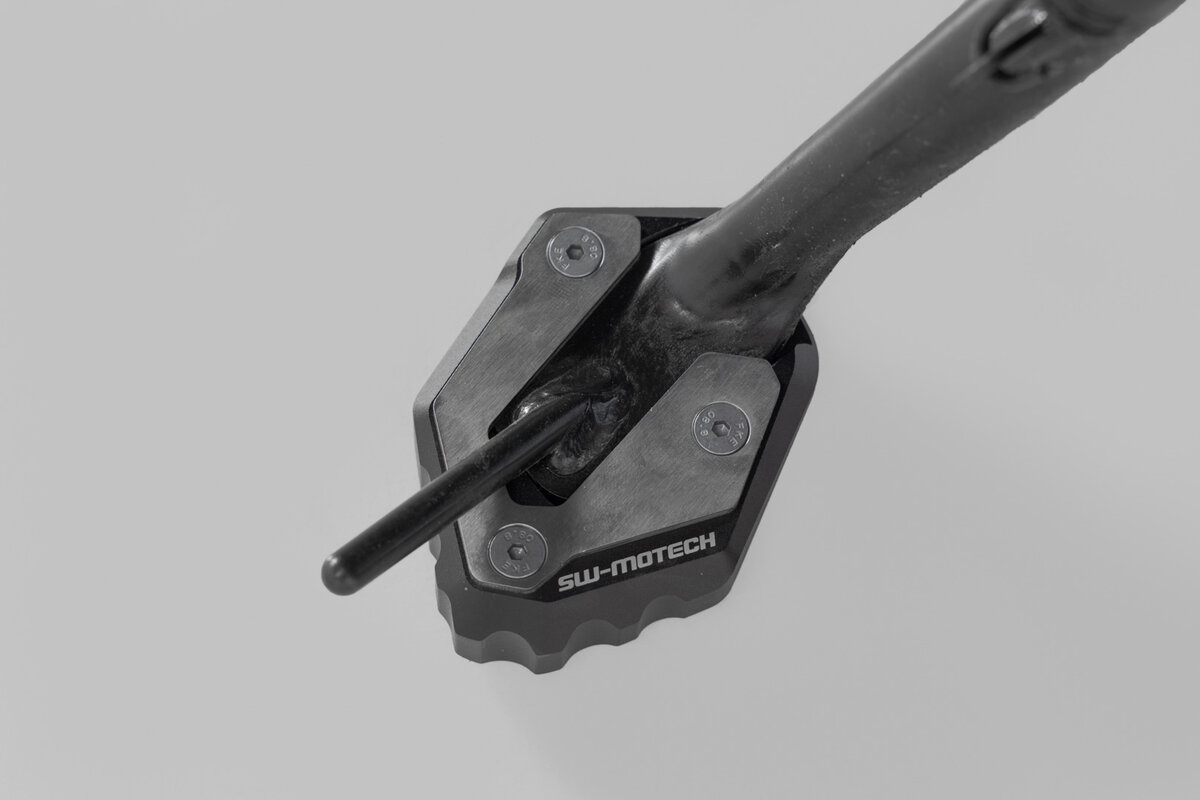 SW-Motech Side stand foot extension for Yamaha MT-09 (20-) / XSR900 (21-) - SW Motech
