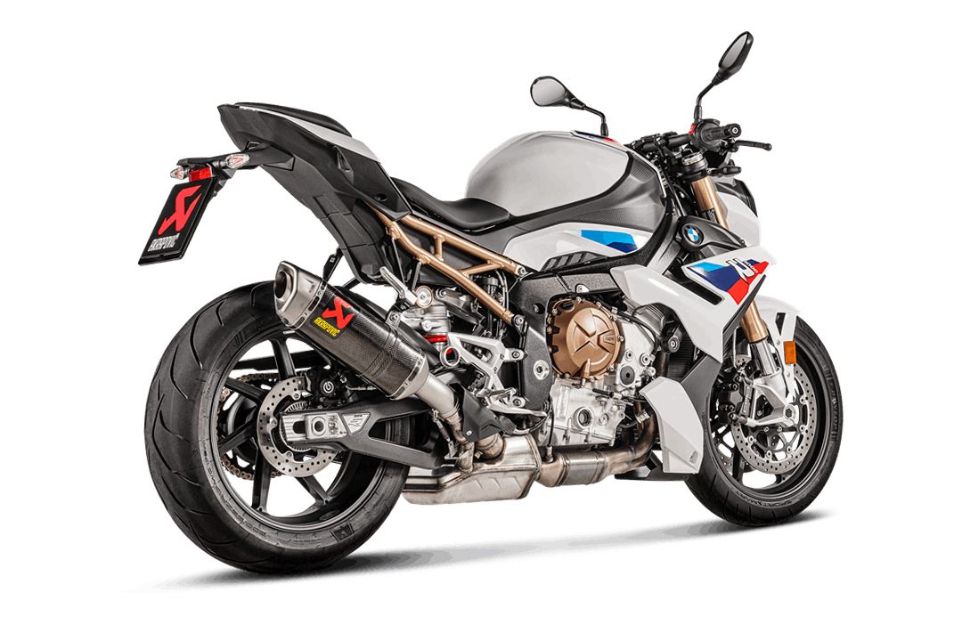 Akrapovic Slip-On Line (Carbon) exhaust for BMW S 1000 R from model year 2021-