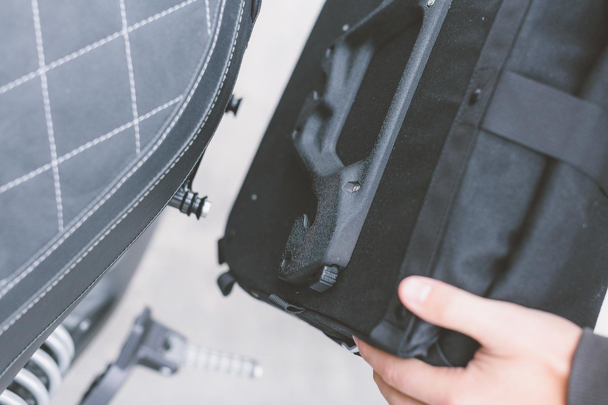 SW-Motech Legend Gear side bag LC2 Black Edition 13,5L for SLC side carrier left
