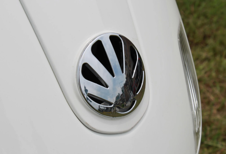 Cascade insert horn for Vespa LX/LXV 50-150cc, chrome