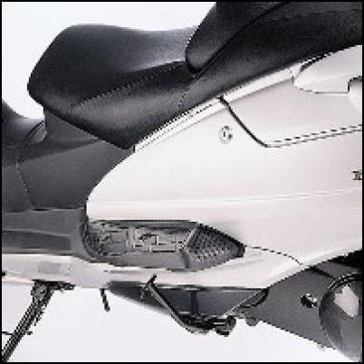 Passenger footboard riser for Suzuki Burgman AN650 BJ. 2007-2012/ Burgman AN650 BJ. 2005-2006/ Burgm